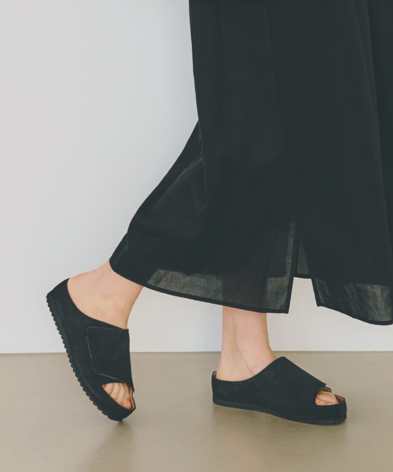 【ベネクシー】180 スリム/ブラック ベロアレザー/サンダル メンズ レディース