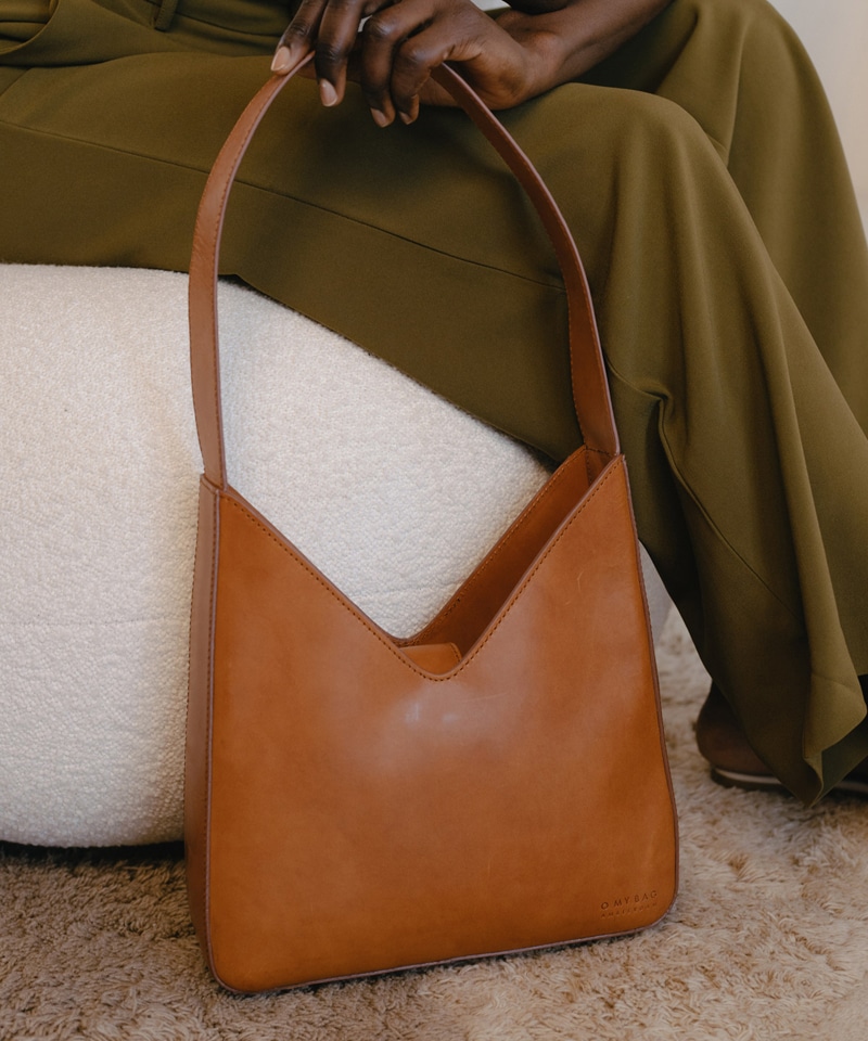 【オーマイバッグ】ヴィッキー/コニャック ナチュラルレザー/ショルダーバッグ メンズ レディース詳細画像7
