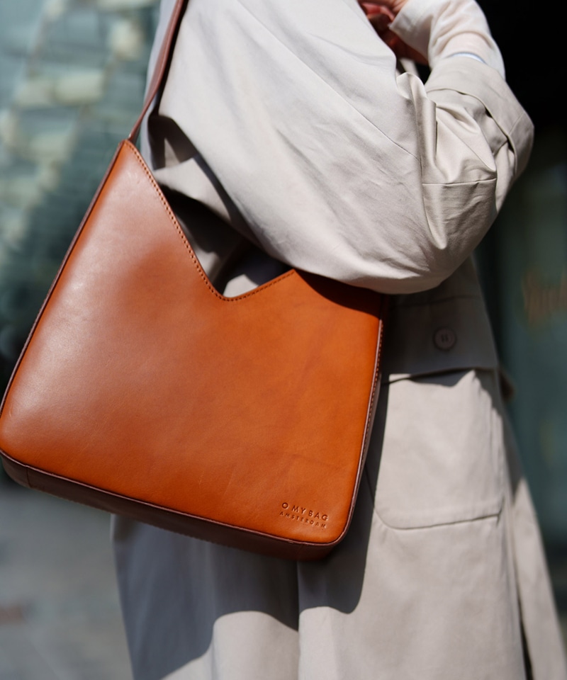 【オーマイバッグ】ヴィッキー/コニャック ナチュラルレザー/ショルダーバッグ メンズ レディース詳細画像10